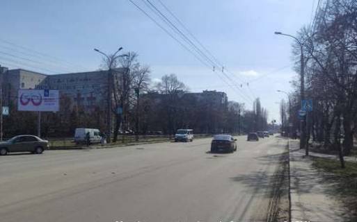 Billboard B in Chernihiv, 3x6  Miru prosp., 213 - Mihalevica st. Photo 1