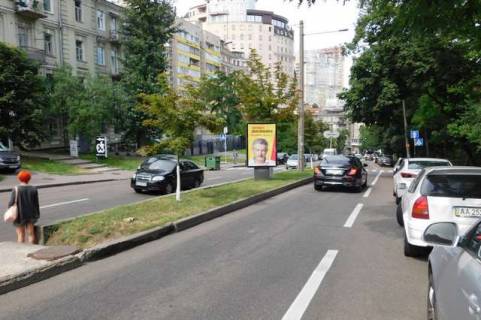 Бэклайт A в Киеве, 1.2x1.8  Гетьмана Павла Скоропадського вул. (Льва Толстого)., 27/85 розподілювач №1 (у напрямку Саксаганського) фото 1