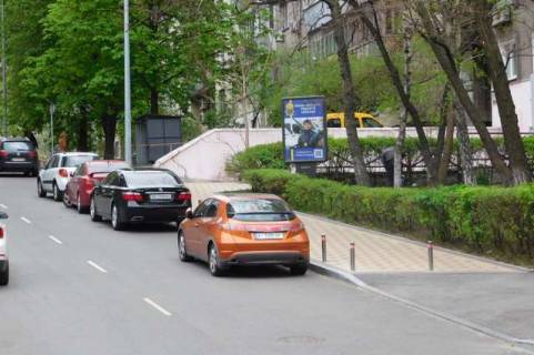 Беклайт A у Києві, 1.2x1.8  Микільсько-Ботанічна вул., 31 Фото 1