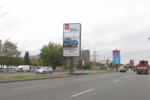 Ситилайт A в Киеве, 1,2х1,8  Саперно-Слобідська вул., 104 на розподілювачі №1 (в напрямку Південого мосту) фото 1