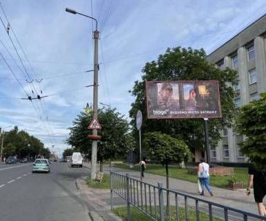 Білборд, Бігборд (Борд)  A у Івано-Франківську, 3x6  Незалежності вул., 44 Фото 1