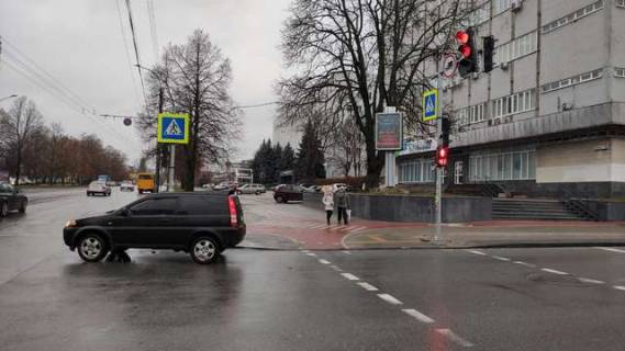 Бэклайт A в Чернигове Перемоги просп., 76 - Реміснича вул. (Комсомольська вул.) фото 1