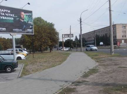 Билборд A в Черкассах, 3x6  Смілянська вул. - Перемоги просп., 2 фото 1