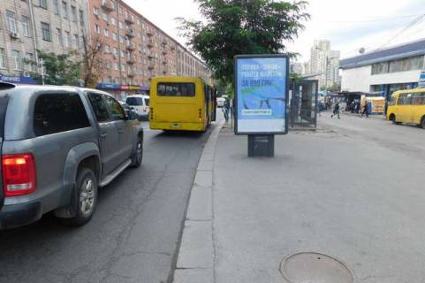 Бэклайт A в Киеве Юрія Іллєнка вул. (Мельникова)., (ст.м. "Лук"янівська", ""McDonald's") №2 фото 1