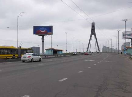 Билборд B в Киеве, 5x12  Шухевича Романа просп. (Генерала Ватутіна просп.),  Північний міст (Московський міст): урочище Запісоччя (у напрямку ст.м. Почайна (колишня Петрівка)) фото 1