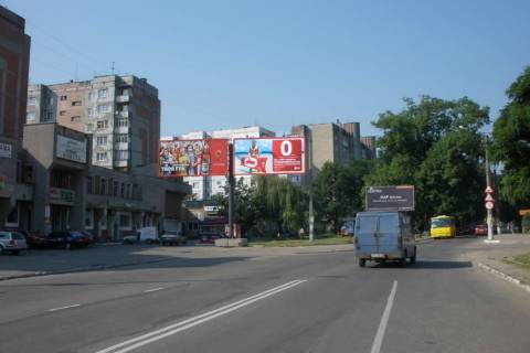 Білборд, Бігборд (Борд)  B у Василівці, 3x6  Вовчинецька вул., 174 (права) Фото 1