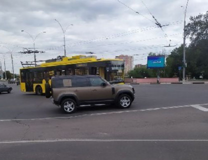 Видеоборд B в Сумах, 2.3x3.14  Євгена Коростельова вул. (Гагаріна). - Харківська вул. (розширення 480х336) - 656169 фото 1