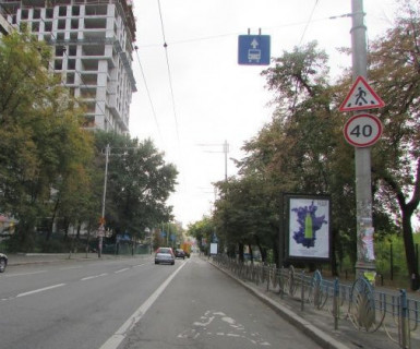Сiтiлайт A у Києві, 1.2x1.8  Жилянська вул., 47 Фото 1