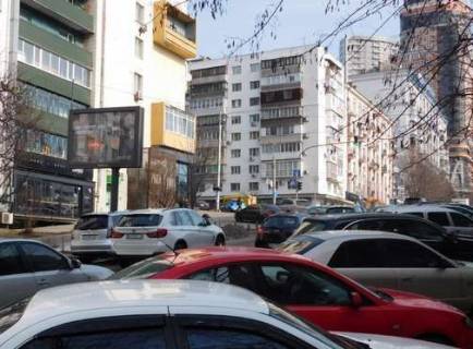 Скроллер A в Киеве, 2.3x3.14  Володимиро-Либідська вул., 16  - 274188 фото 1