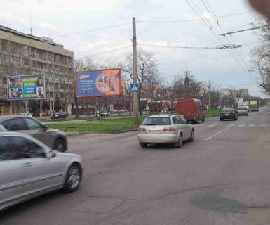 Призма A в Николаеве, 3x6  Центральний просп. (Леніна просп.) - Iнженерна вул., (призма) №2 - 67057 фото 1