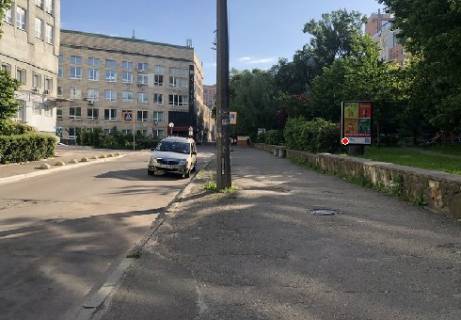 Бэклайт B в Киеве Мала Шияновська вул. (Немировича-Данченка)., 4 фото 1