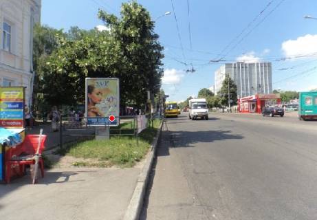 Бэклайт B в Чернигове Перемоги просп., 77 - Княжа (Кирпоноса) вул. фото 1