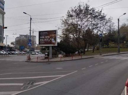 Видеоборд A в Одессе, 2.3x3.14  Генуезська вул. - Балтиморська вул. (Посмітного). (ТТ 6.8 484х352) - 585072 фото 1