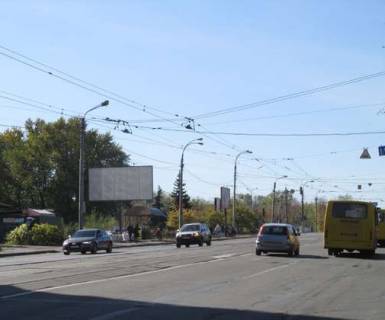 Билборд B в Киеве, 3x6  Привокзальна вул., напроти №1А (у напрямкуХарьковського шосе) фото 1