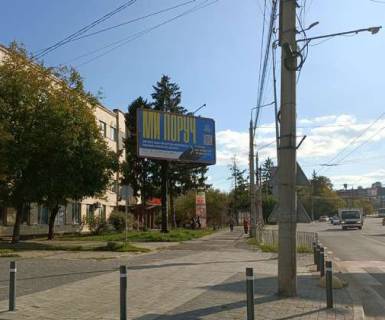 Billboard B in Chernivtsi, 3x6  Hotins'ka st., 2 Photo 1