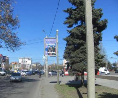 Ситилайт B в Николаеве, 1.2x1.8  Садова вул. - Центральний просп. (Леніна просп.), (№1) фото 1