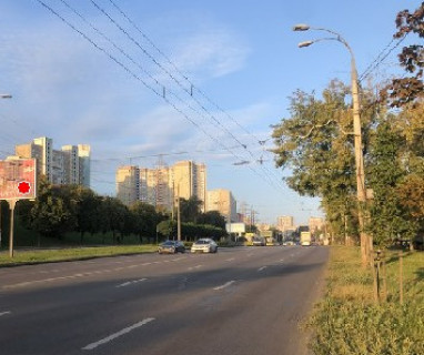 Призма B в Киеве, 3x6  просп. Європейського Союзу (Правди)., 6 (на роздільнику) - 662970 фото 1