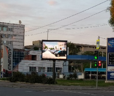 Видеоборд A в Днепр (Днепропетровск), 2.3x3.14  Князя Ярослава Мудрого (Ленінградська) вул., 60-64, (розширення 480х336) - 662047 фото 1