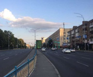 Скроллер A в Киеве, 1.2x1.8  Лесі Українки бульв., 28-30 ("Кругла башта") (асф. розподільник);  №4 - 653259 фото 1