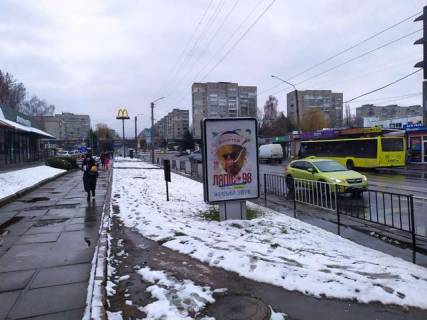 Бэклайт B в Львове, 1.2x1.8  Володимира Великого вул., 24-а фото 1