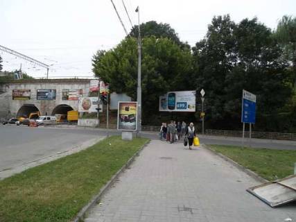 Білборд, Бігборд (Борд)  A у Василівці, 3x6  Бродівська вул. - Збаразька вул. Фото 1