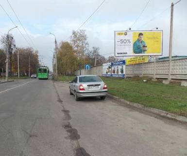 Білборд, Бігборд (Борд)  A у Черкасах, 3x6  Одеська вул. - Михайла Грушевського (Котовського) вул. Фото 1