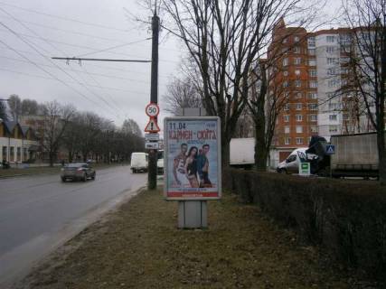 Беклайт A у Тернополі, 1.2x1.8  Злуки просп., 9 Фото 1