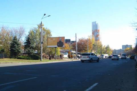 Білборд, Бігборд (Борд)  B у Василівці, 3x6  Кольцова бульв., 15 напроти  Фото 1