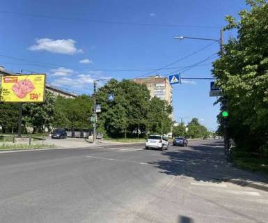 Билборд B в Ивано-Франковске, 3x6  Симона Петлюри вул., 19 фото 1