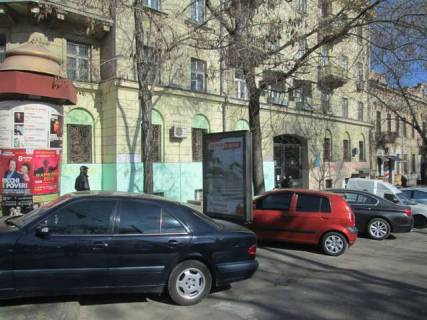 Backlight B in Odessa, 1.2x1.8  Zukovs'kogo st. - Puskins'ka st. Photo 1