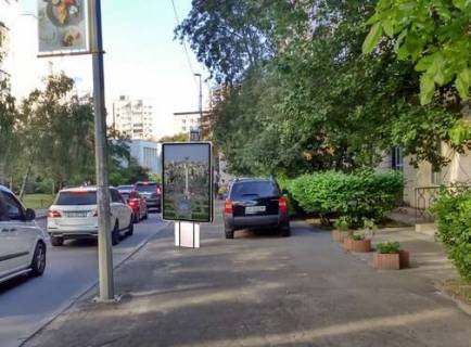Сiтiлайт A у Києві, 1.2x1.8  Кловський узвіз, 24 №2 Фото 1