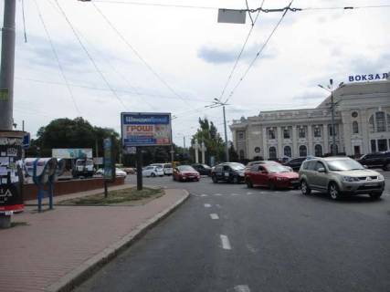 Citylight B in Vasylivka Privokzal'na pl., 1B - Italijs'kij bul'v. (1,95h2,93) Photo 1