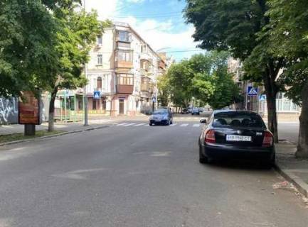 Ситилайт B в Киеве, 1.2x1.8  Волоська вул. - Ярославська вул., 38/39 фото 1