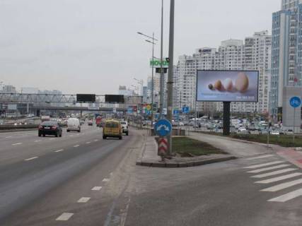 Ситилайт A в Киеве, 1,2х1,8  Миколи Бажана просп., 4 (у напрямку Харківської пл.) фото 1