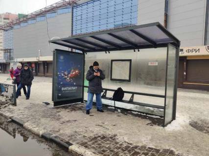 Билборд A в Васильевке, Нестандарт  Вернадського вул. - Гагаріна просп., (зупинка №1) (брендування) фото 1