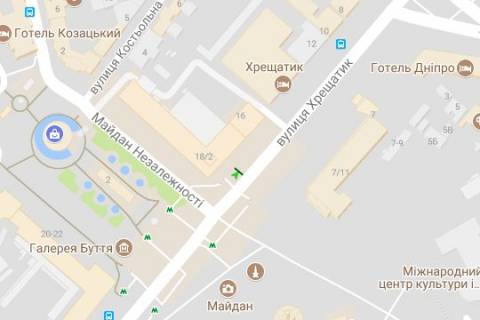Бэклайт B в Киеве, 1.2x1.8  Хрещатик вул., 18 (вихід із підземного переходу, магазин "Юнітрейд")  схема