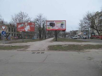 Призма A в Николаеве, 3x6  Центральний просп. (Леніна просп.) - Iнженерна вул., (призма) №1 - 271349 фото 1