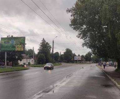 Билборд B в Чернигове, 3x6  Михайла Грушевського просп., 77 - Оборонців Чернігова (Молодчого) вул. фото 1
