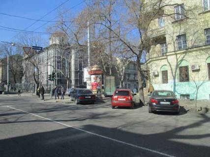 Бэклайт A в Одессе, 1.2x1.8  Святослава Караванського вул. (Жуковського). - Італійська вул. (Пушкінська) фото 1