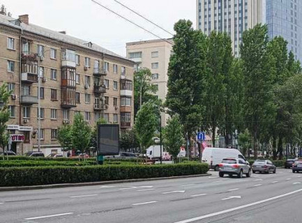 Video Billboard A in Kyiv, 1.2x1.8  Лесі Українки бульв., 1 розподільник ((розширення 400х560)) - 656767 Photo 1