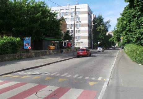 Бэклайт A в Киеве Мала Шияновська вул. (Немировича-Данченка)., 4 фото 1