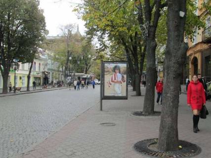 Бэклайт A в Одессе, 1.2x1.8  Дерибасівска вул., 19 фото 1