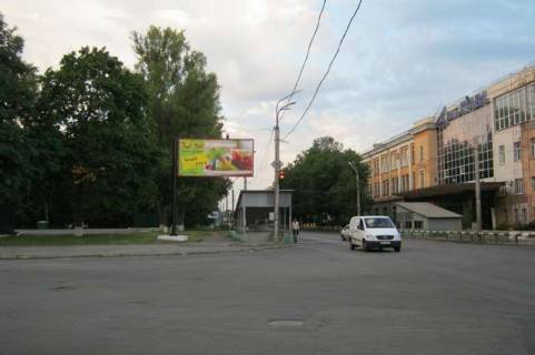 Билборд B в Васильевке, 3x6  Раїси Кириченко вул. - Остапа Вишнi вул. фото 1