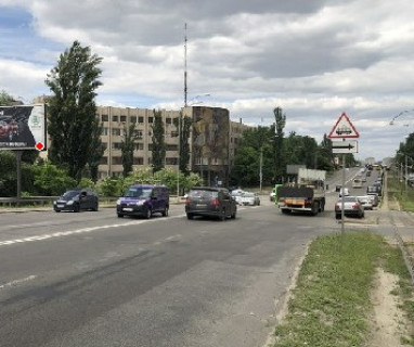 Prismatron, Prism B in Kyiv, 3x6  Харківське шосе - Фанерна вул. (на перхресті) - 661223 Photo 1