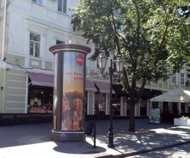 Бэклайт A в Одессе, 1.2x3.6  Дерибасівска вул., 31 - Луценка Івана пров. (Віце-адмірала Жукова пров.) фото 1