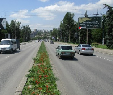 Призма A в Запорожье, 3x6  Соборний просп., 113 (рух від вокзалу) - 661408 фото 1