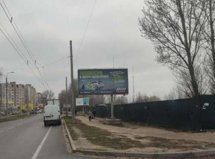 Билборд A в Чернигове, 3x6  Незалежності вул., 16 фото 1