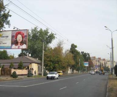 Билборд B в Полтаве, 3x6  Сінна вул., 20 фото 1