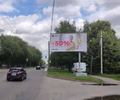 Билборд A в Чернигове, 3x6  Михайла Грушевського просп., 77 - Оборонців Чернігова (Молодчого) вул. фото 1
