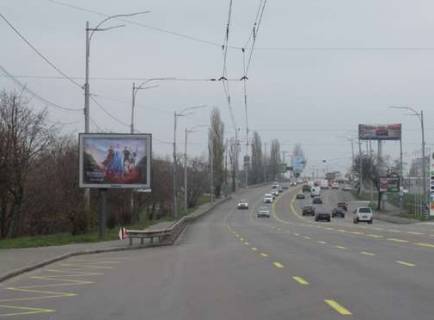 Бэклайт B в Киеве, 2.3x3.14  Соборності просп. (Возз`єднання просп.), (Возз`єднання) (у напрямку Ленінградської пл.) фото 1